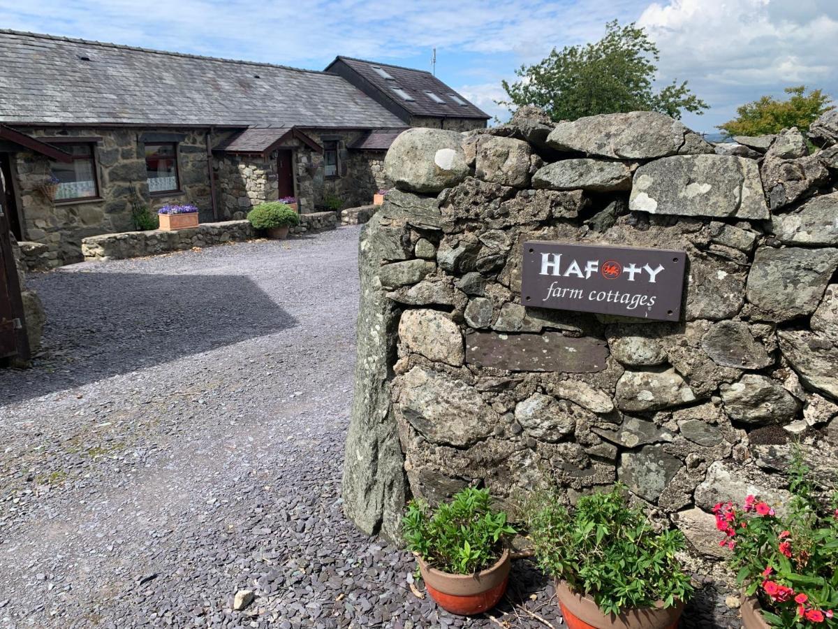 Hafoty Farm Cottages Caernarfon Exterior foto